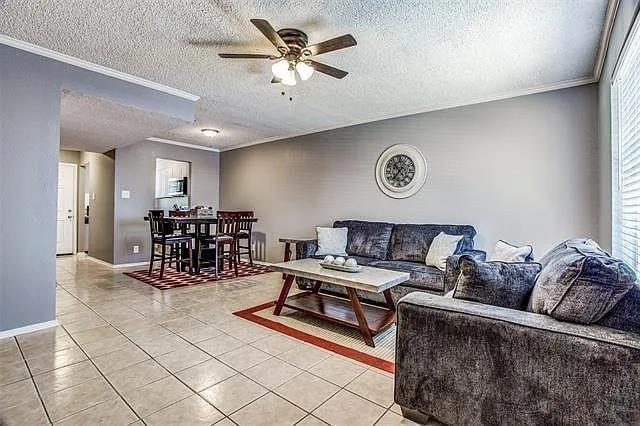 Building Photo - 3832 Coates Cir