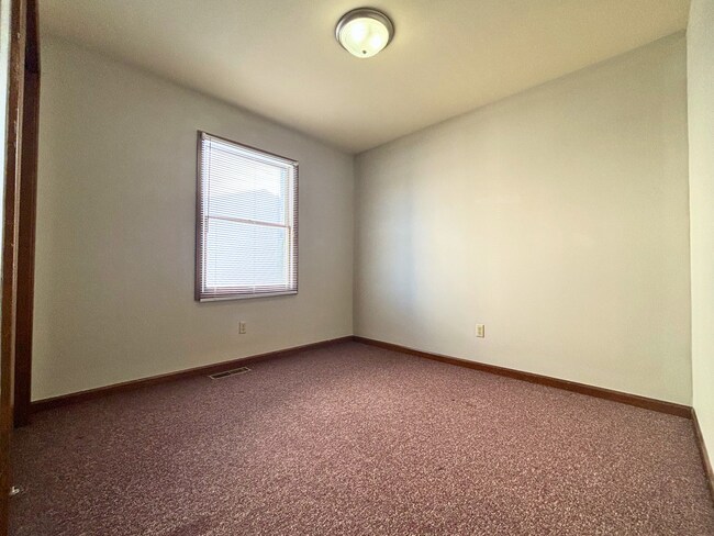Building Photo - 1902 Sand Dollar Dr