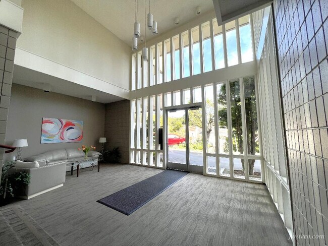 Building Photo - 1101 Continentals Way
