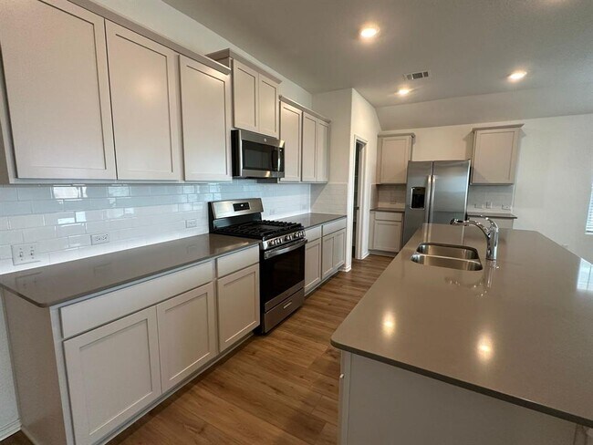 Building Photo - 328 Golden Grove Pkwy