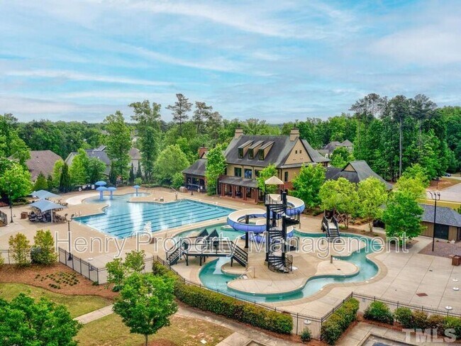 Building Photo - 121 Harvestwood Dr