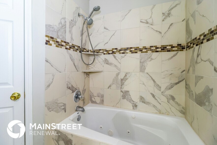 Building Photo - 2759 Colonial Towers Dr