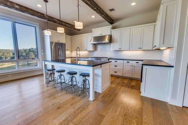 Building Photo - 2217 Seabiscuit Cv