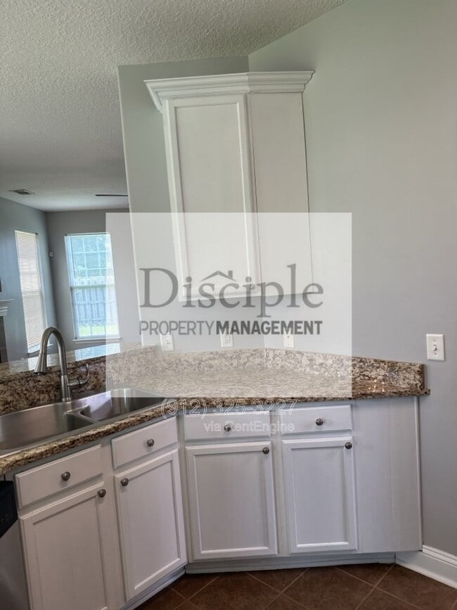Building Photo - 387 O'Hara Dr