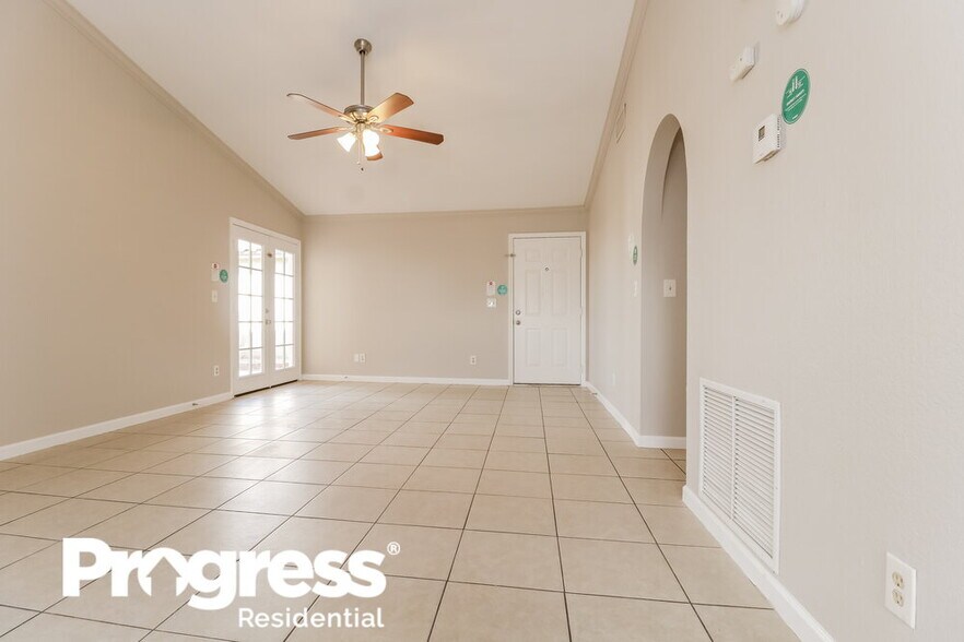 Building Photo - 3104 N Copenhagen Dr