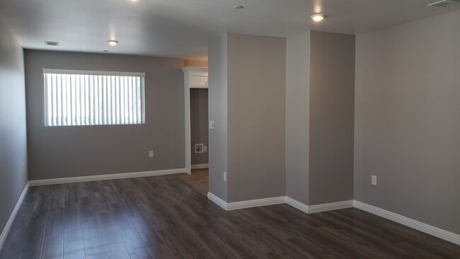 Building Photo - 2057 W Florence Ave