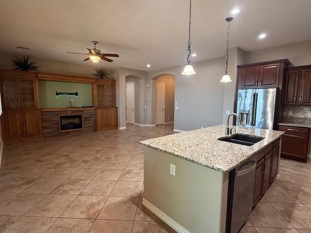 Building Photo - 5703 S Parkcrest St