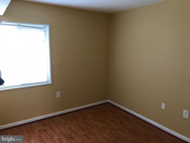 Building Photo - 1403 Northgate Square