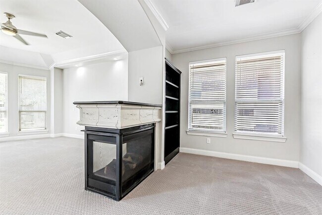 Building Photo - 10126 Springfield Ridge Dr