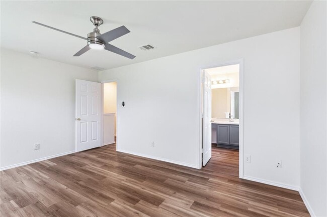 Building Photo - 14416 Lewis Carroll Ln