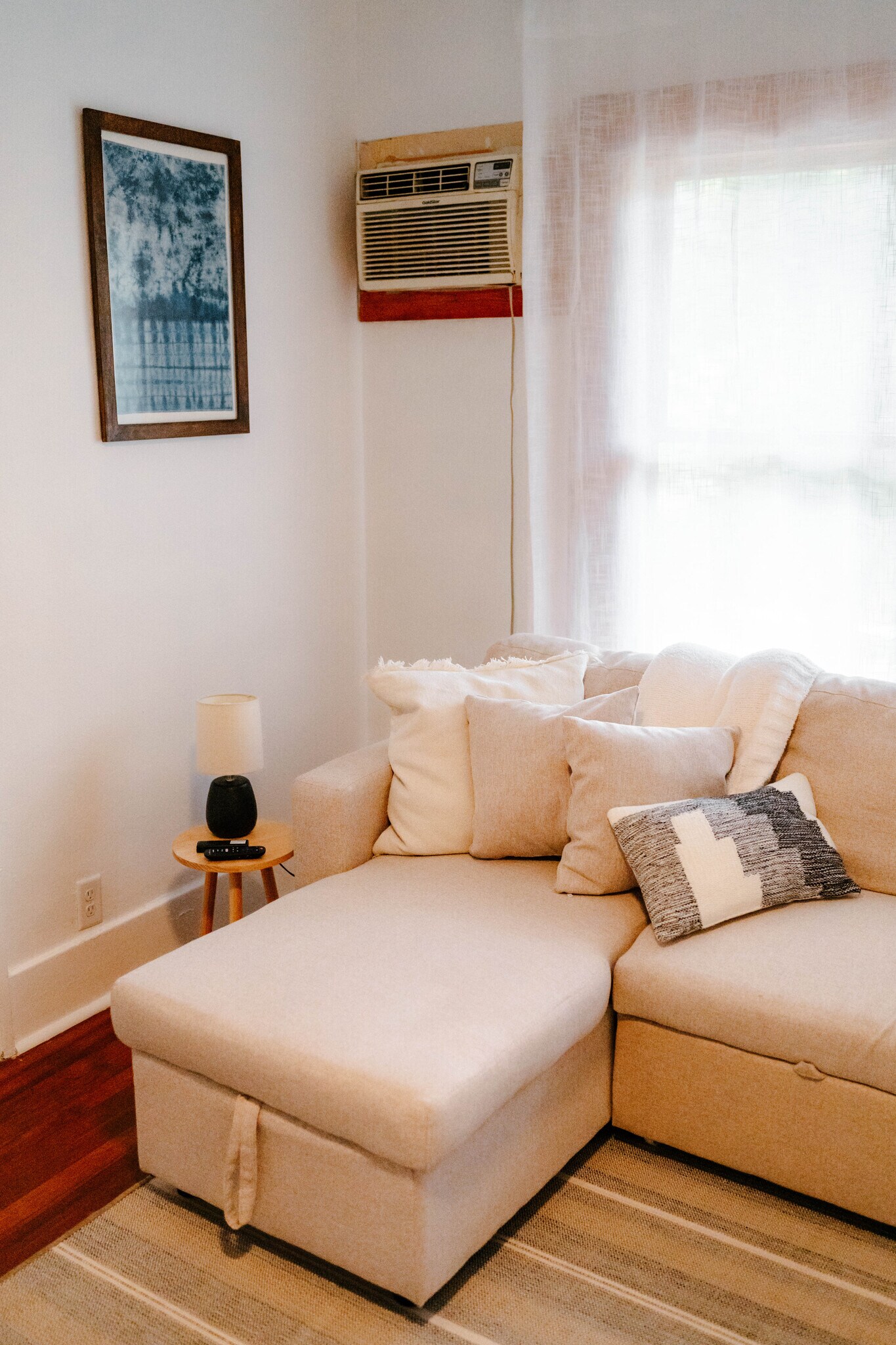 Building Photo - 711 S Phillips Ave