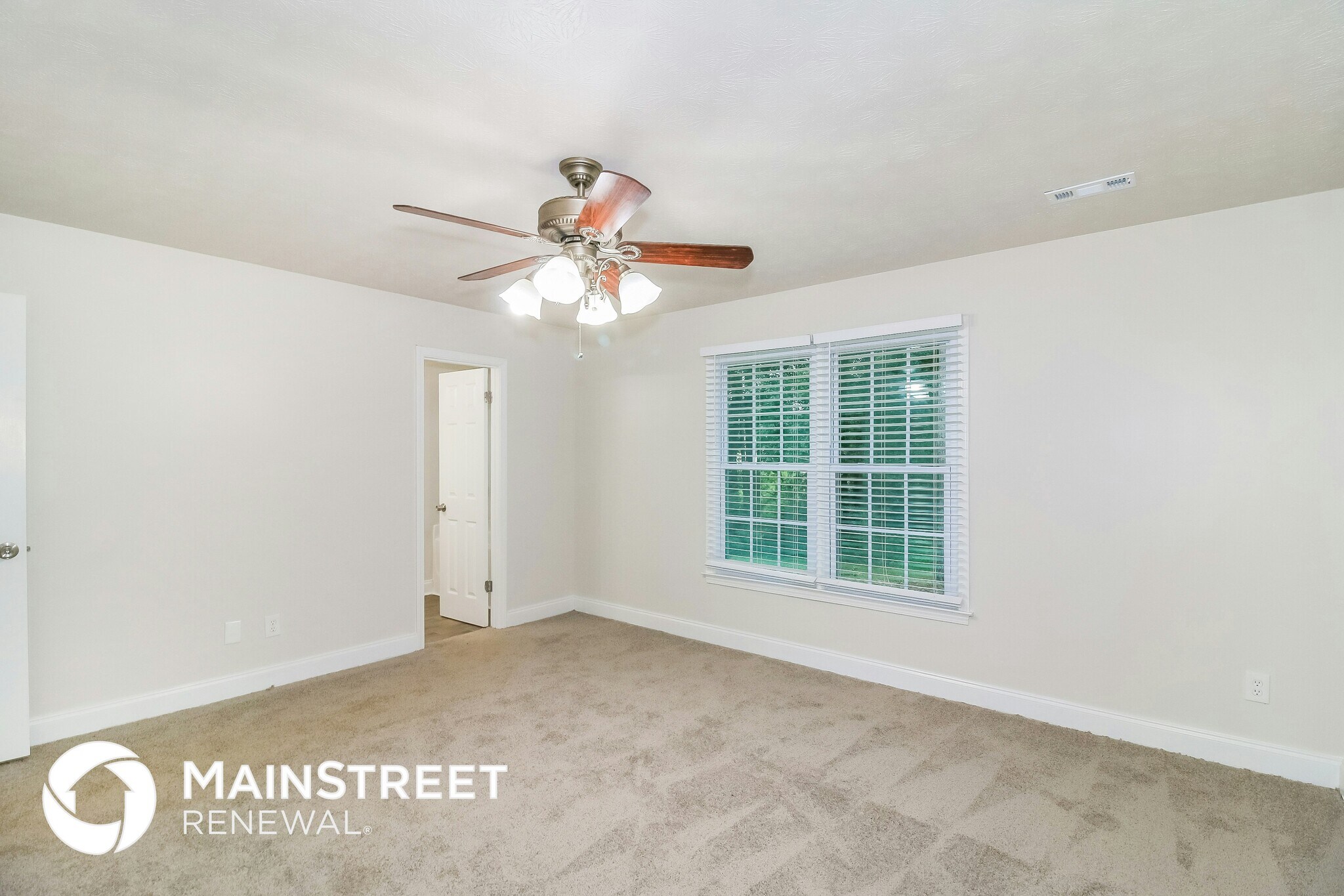 Building Photo - 420 Rosehill Dr
