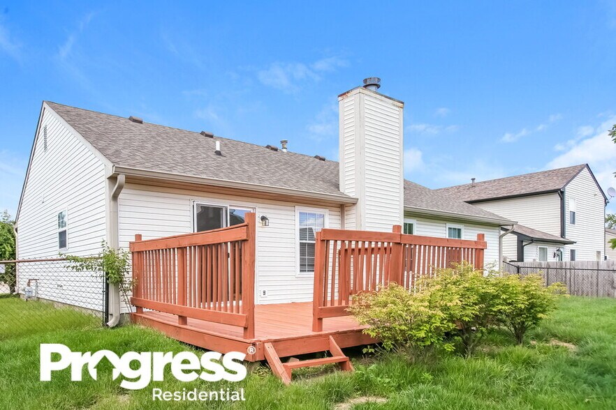 Building Photo - 1015 Redwood Dr