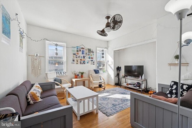 Building Photo - 3641 Warren St