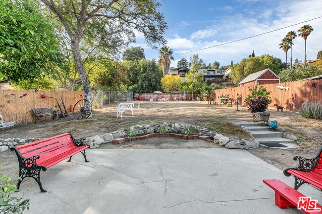 Building Photo - 4537 College View Ave