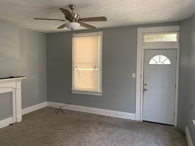 Building Photo - 1711 Pulte St