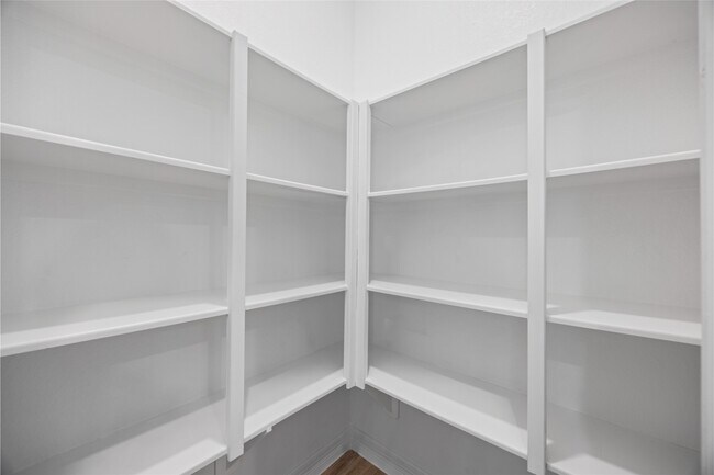 Building Photo - 108 Yellow Perch Wy