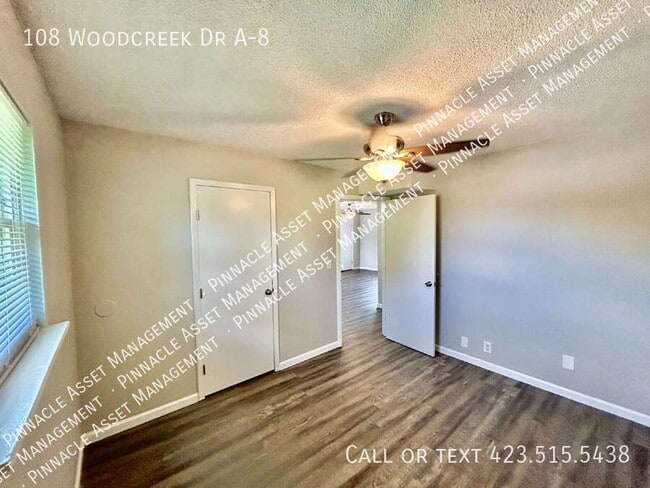 Building Photo - 108 Woodcreek Rd