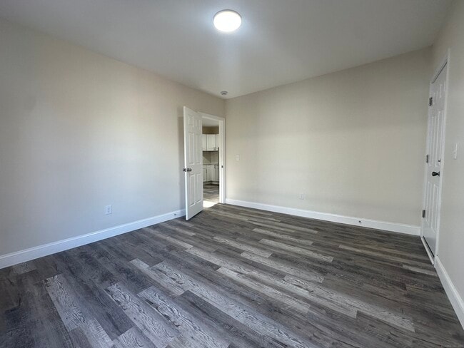 Building Photo - 85 Twiss St