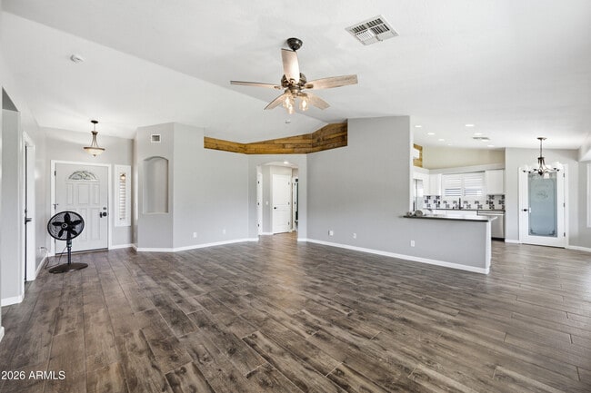 Building Photo - 18333 E Sunnydale Dr