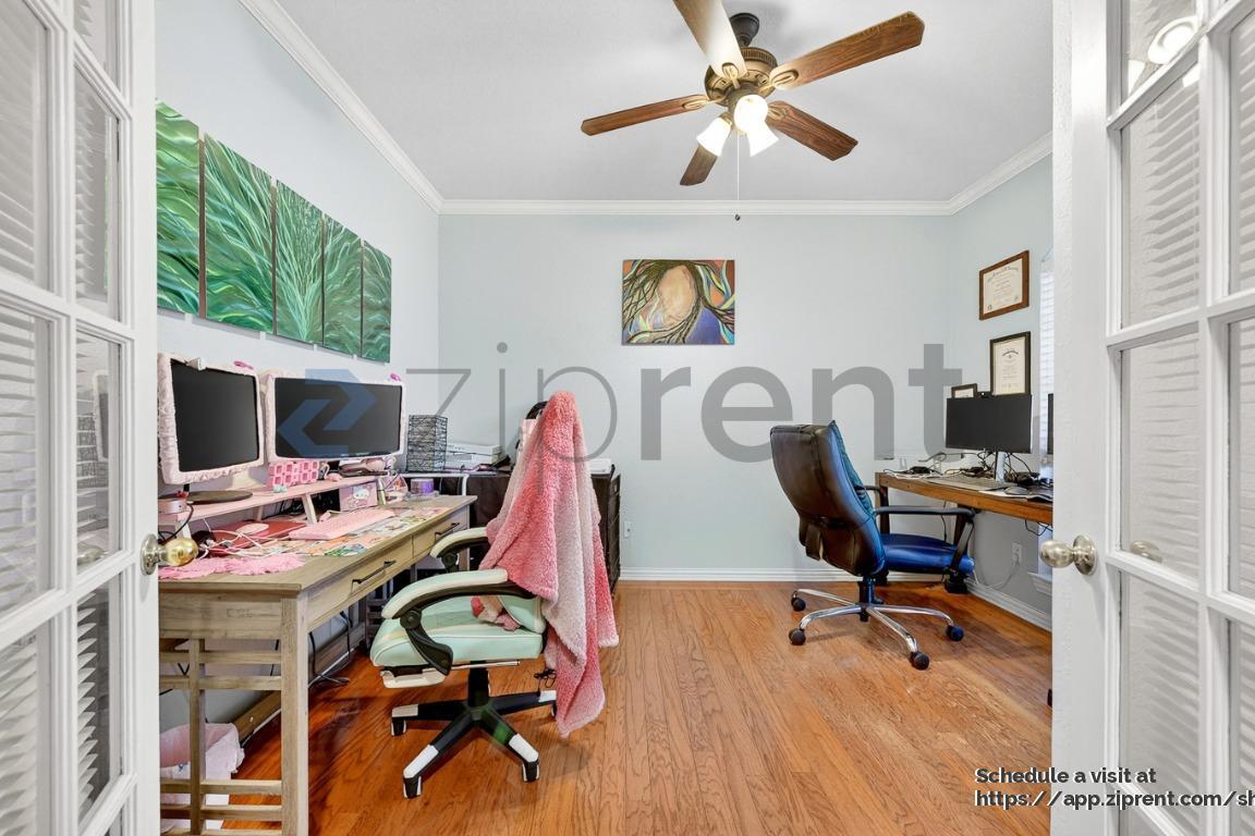 Building Photo - 6501 Amesbury Ln