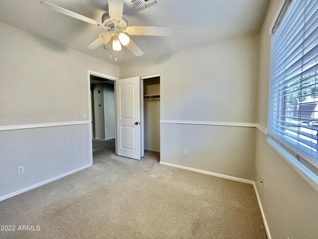 Building Photo - 8143 W Mary Ann Dr