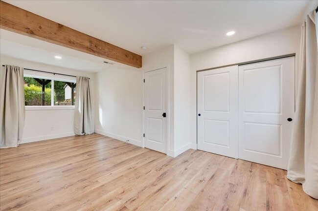Building Photo - 3bd/2ba Bothell Home