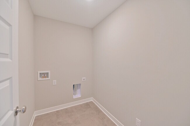 Building Photo - 2019 Mildred Rd