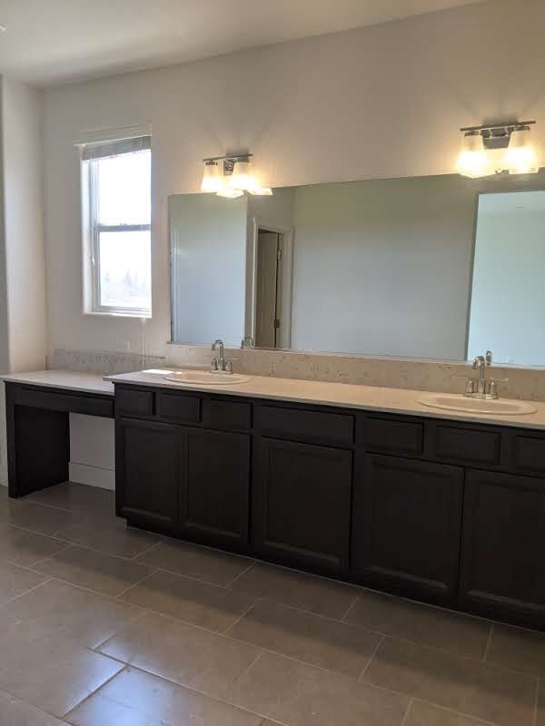 Building Photo - 2312 Vaca Way