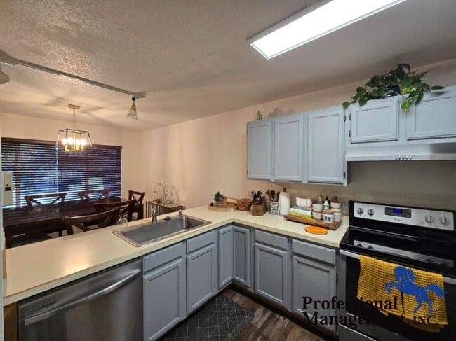 Building Photo - 2 bedroom in Billings MT 59102