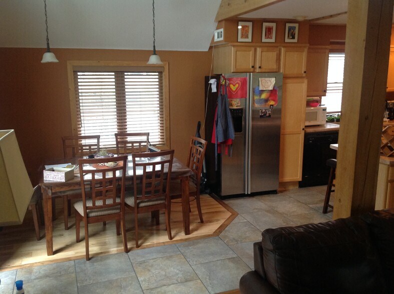 Building Photo - 1920 N Water St