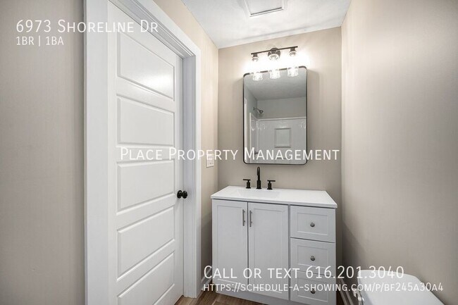 Building Photo - 6973 Shoreline Dr