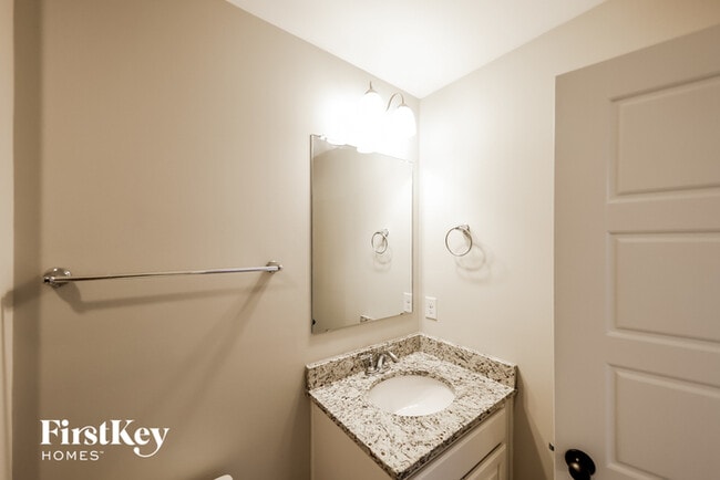 Building Photo - 1205 Hunters Gate Dr