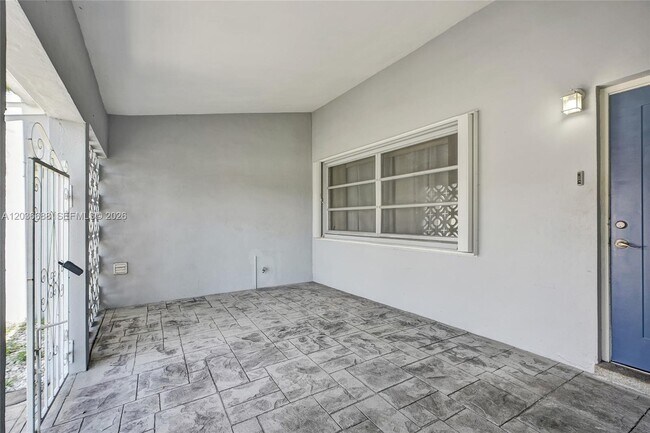 Building Photo - 7953 Panama St