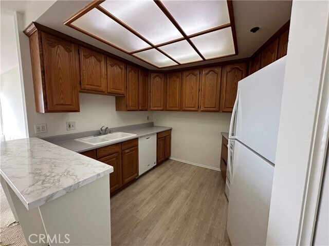 Building Photo - 625 Esplanade