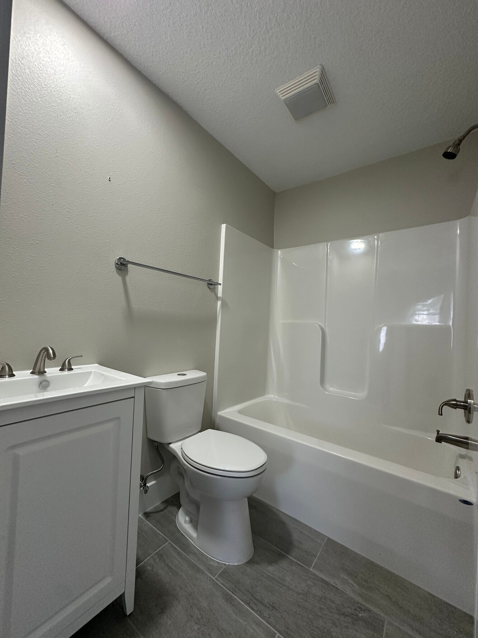 Building Photo - 941 Luttrell St