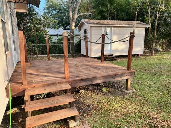 Building Photo - 604 Morgan Ave