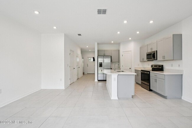 Building Photo - 277 Henrys Bluff Pl