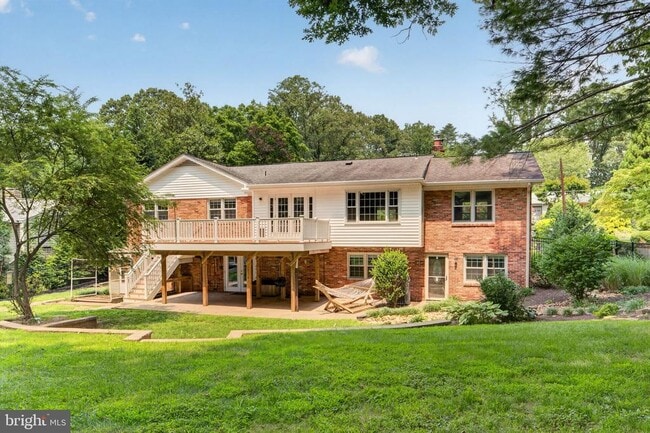 Building Photo - 6443 Walters Woods Dr