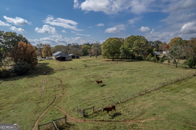 Building Photo - 1121 Prospect Rd