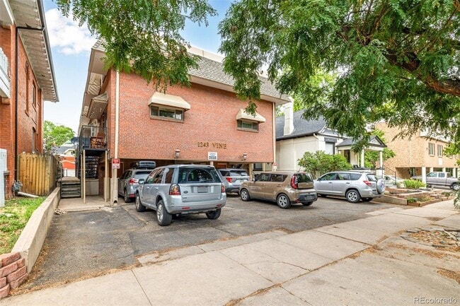 Building Photo - 1243 Vine St