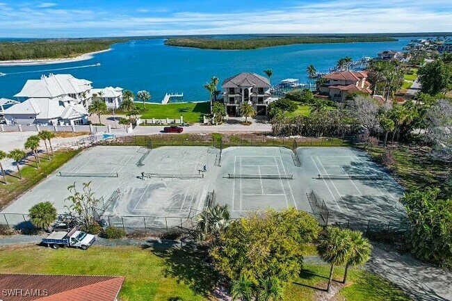 Building Photo - 310 La Peninsula Blvd