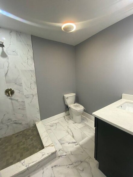 Bathroom - 513 Bernhardt Way