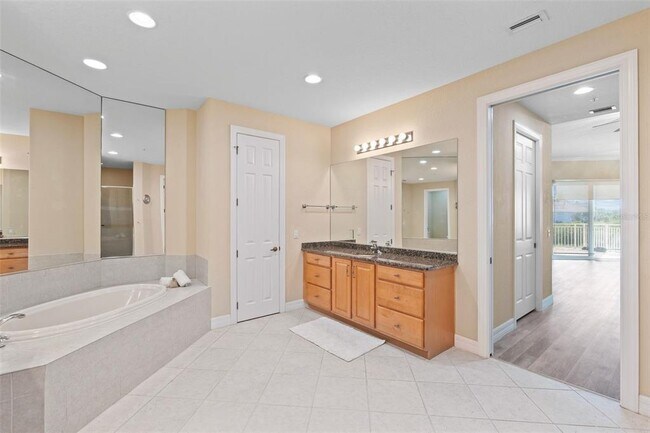 Building Photo - 6100 Jessie Harbor Dr