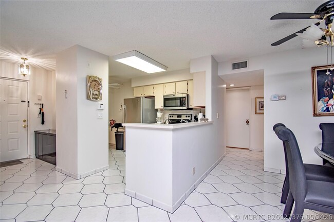 Building Photo - 14895 Builtmore Way
