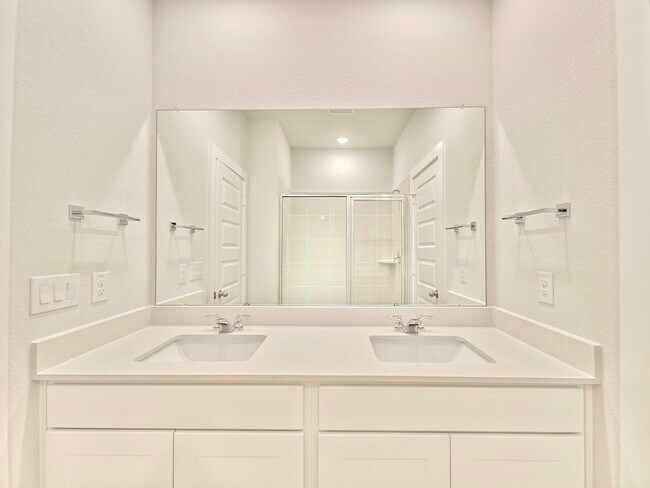 Building Photo - 8554 Blueberry Ash St