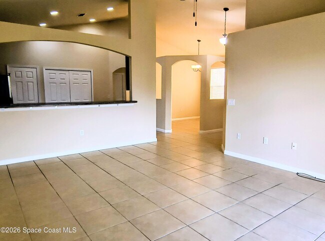 Building Photo - 490 Bismarck Way