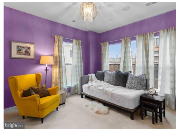 Building Photo - 5815 Lustine St