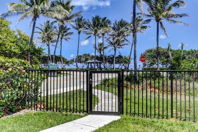 Building Photo - 601 S Seas Dr