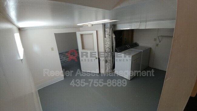 Building Photo - 245 N 100 E